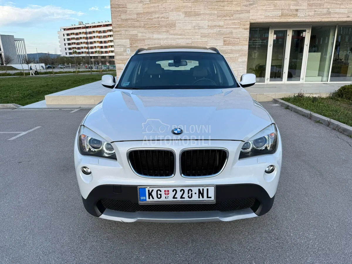 BMW X1 2012 photo 2