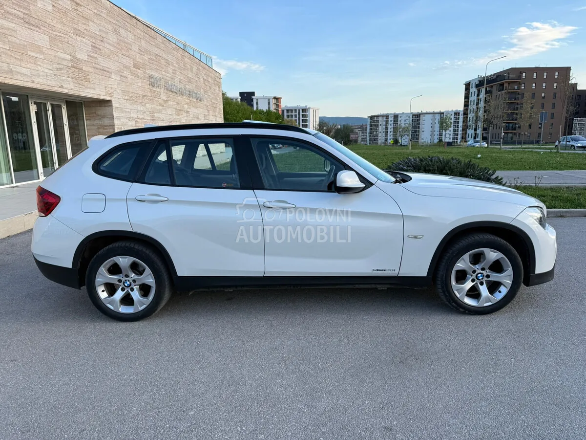 BMW X1 2012 photo 4