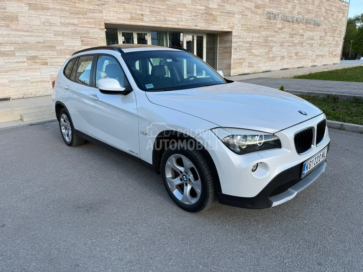 BMW X1 2012 photo 3