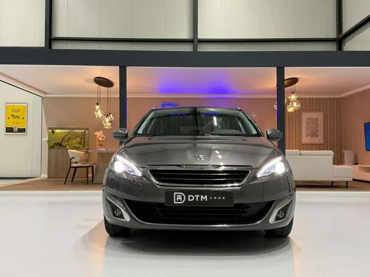Peugeot 308 Sw 2017 photo 2