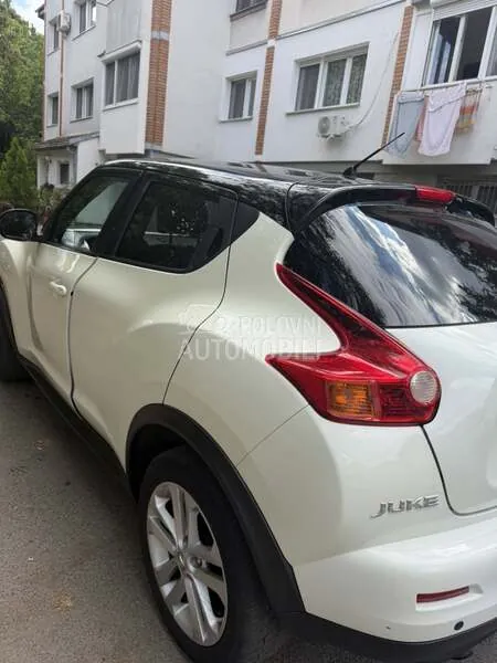 Nissan Juke 2010 photo 4