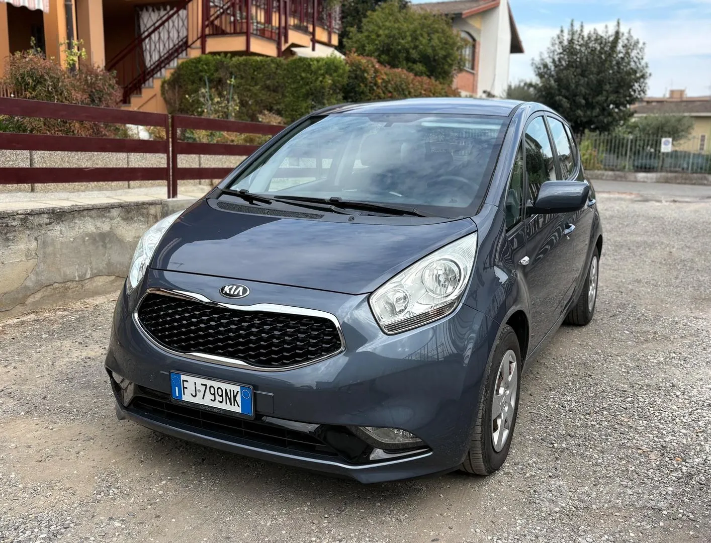 Kia Venga 2017 photo 2