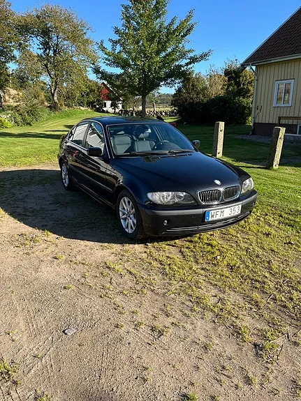 BMW 320I