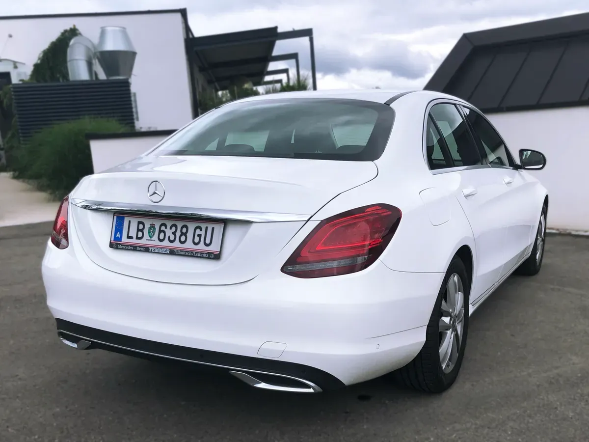 Mercedes-Benz C-Class 2021 photo 3