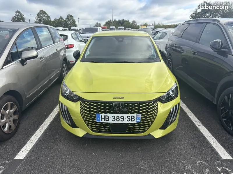 Peugeot 208