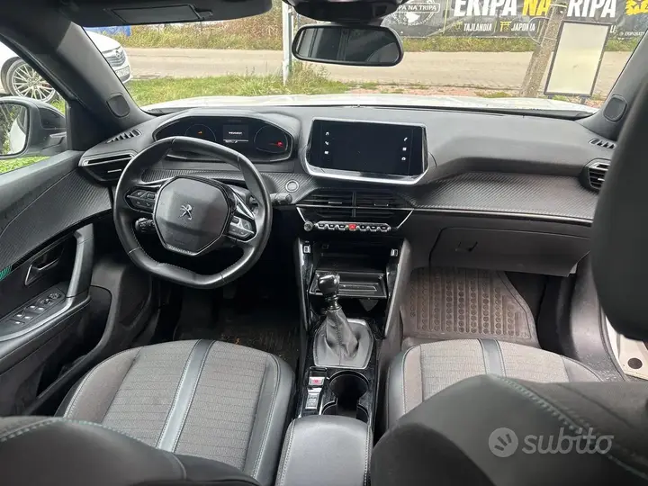 Peugeot 2008 2023 photo 5