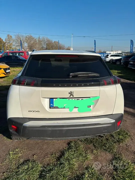 Peugeot 2008 2023 photo 4