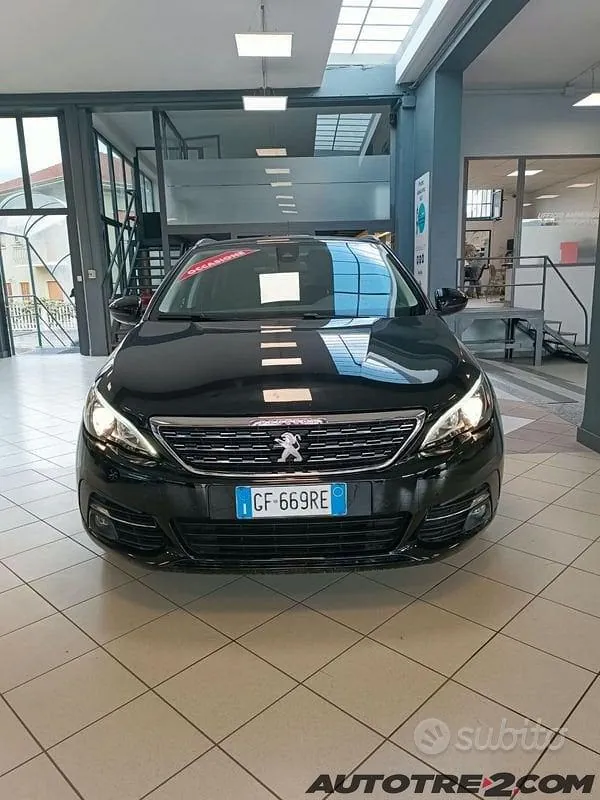 Peugeot 308 2021 photo 4
