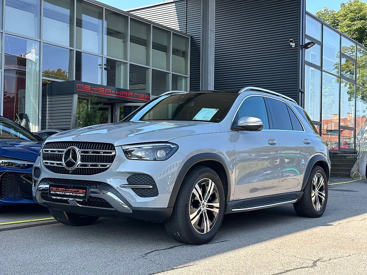 Mercedes-Benz Gle-Class 2024 photo 2