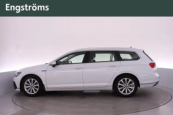 Volkswagen Passat 2022 photo 5