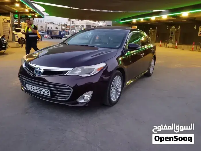 Toyota Avalon 2014 photo 2