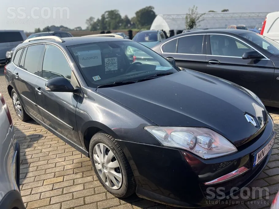 Renault Laguna 2009 photo 2