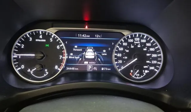 Nissan Sentra 2024 photo 4