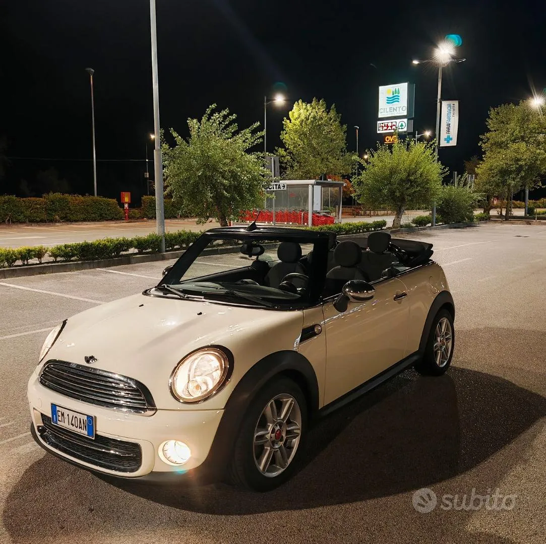 Mini Cooper Cabrio 2012 photo 2