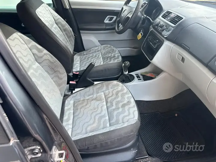Skoda Roomster 2008 photo 5