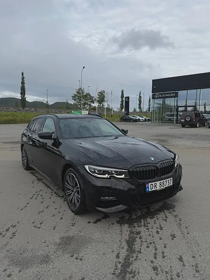 BMW 330E 2020 photo 3