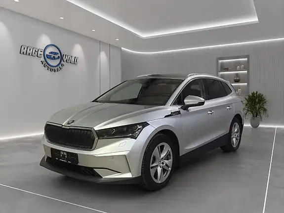 Skoda Enyaq 2023 photo 3