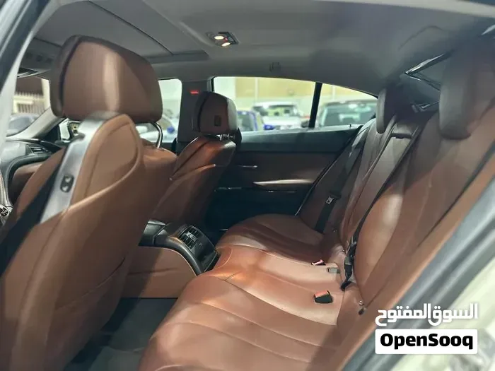 BMW 6 Series 2013 photo 2