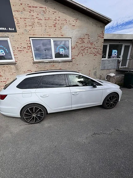 Seat Leon 2016 photo 2
