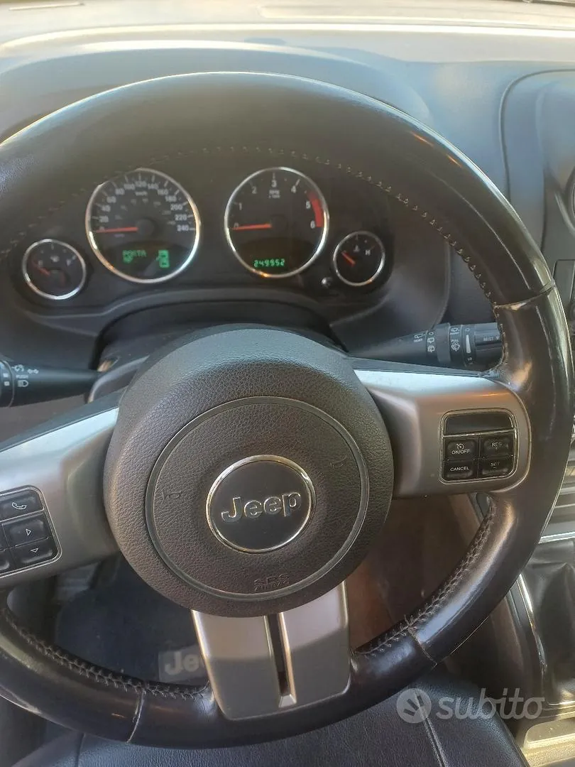 Jeep Compass 2013 photo 3
