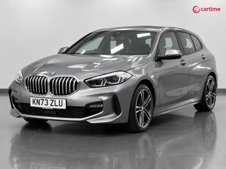 BMW 1 Series 2023 photo 3