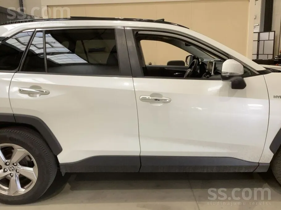 Toyota Rav4 2019 photo 3