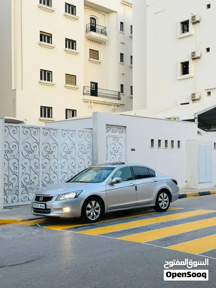 Honda Accord 2010 photo 4