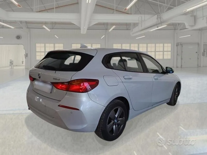 BMW 1 Series 2023 photo 4