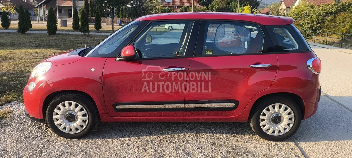 Fiat 500L 2013 photo 2