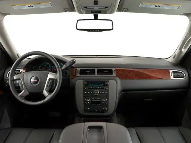 GMC Yukon Xl 2011 photo 5