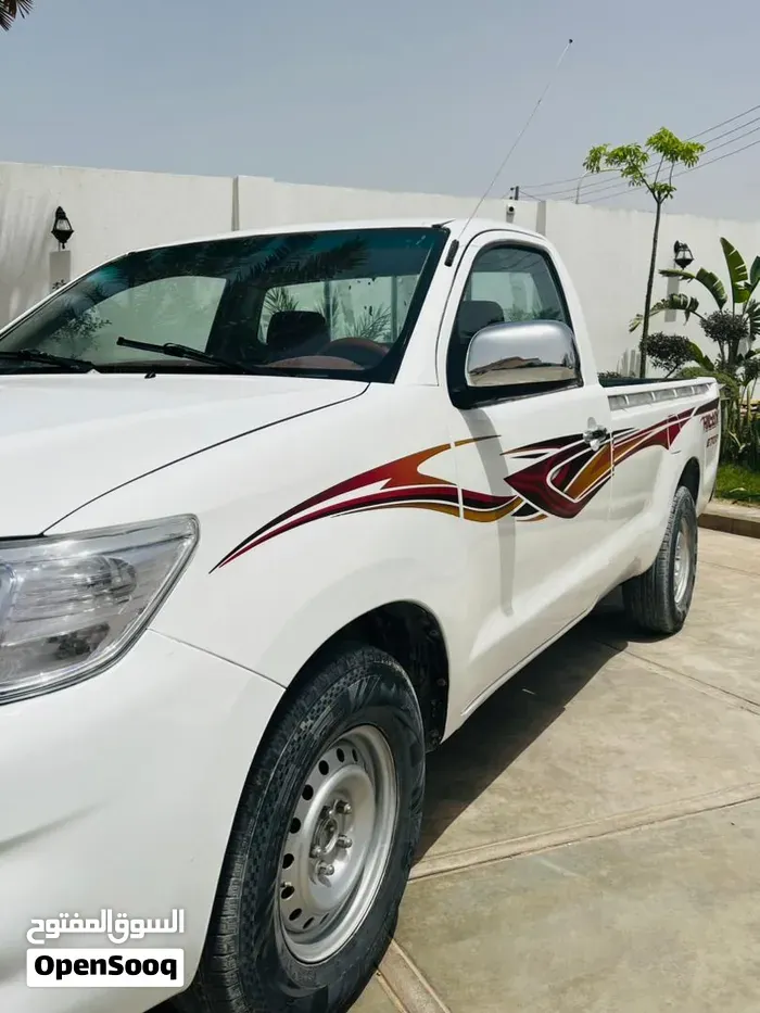 Toyota Hilux 2012 photo 3