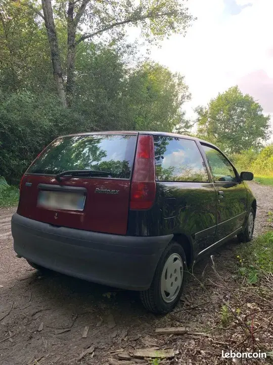 Fiat Punto 1995 photo 2