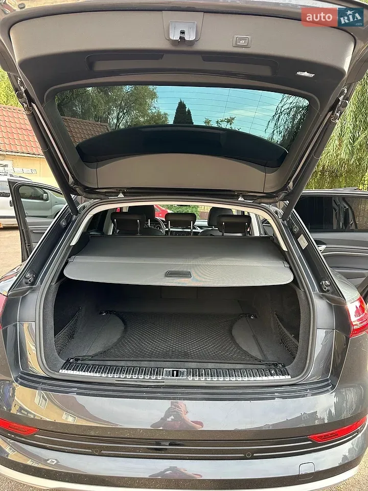 Audi E-Tron 2019 photo 5
