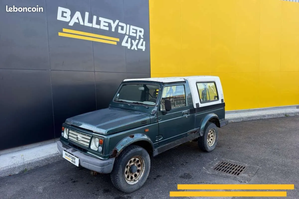 Suzuki Samurai