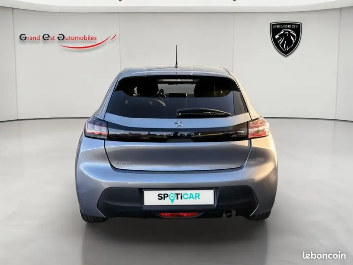 Peugeot 208 2022 photo 4