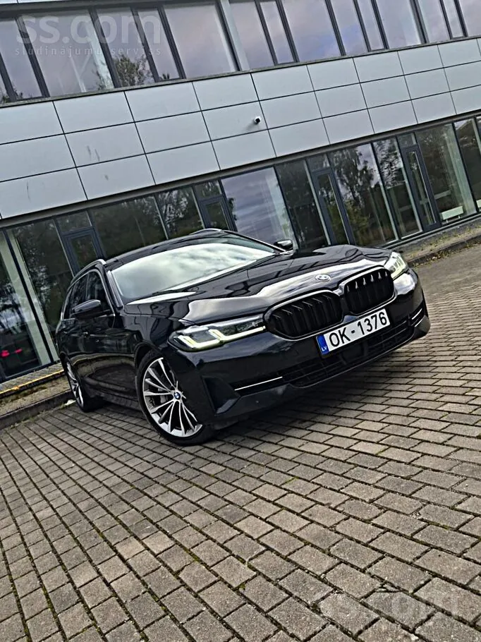BMW 530 2021 photo 2