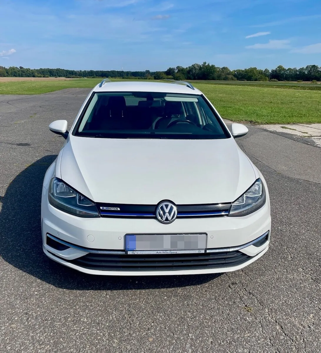 Volkswagen Golf Variant 2018 photo 2