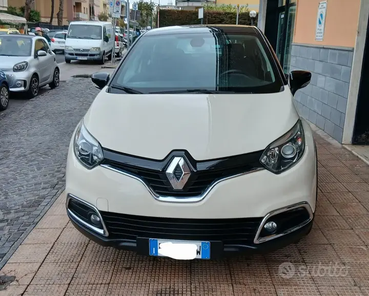 Renault Captur 2016 photo 2