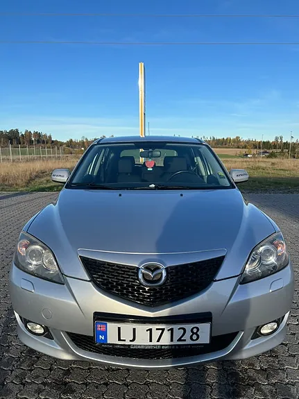 Mazda 3 2005 photo 2