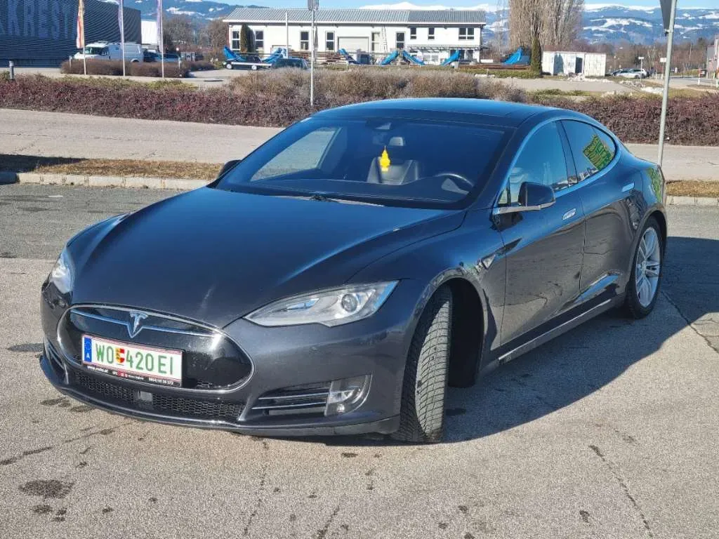 Tesla Model S 2015 photo 3