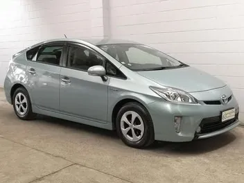 Toyota Prius 2014 photo 2