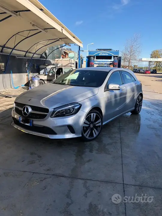 Mercedes-Benz A 2017 photo 3
