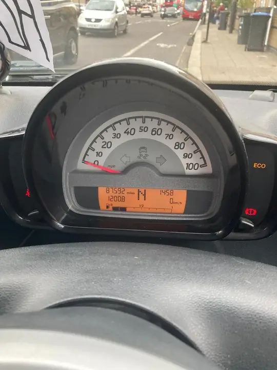 Smart Fortwo 2011 photo 5