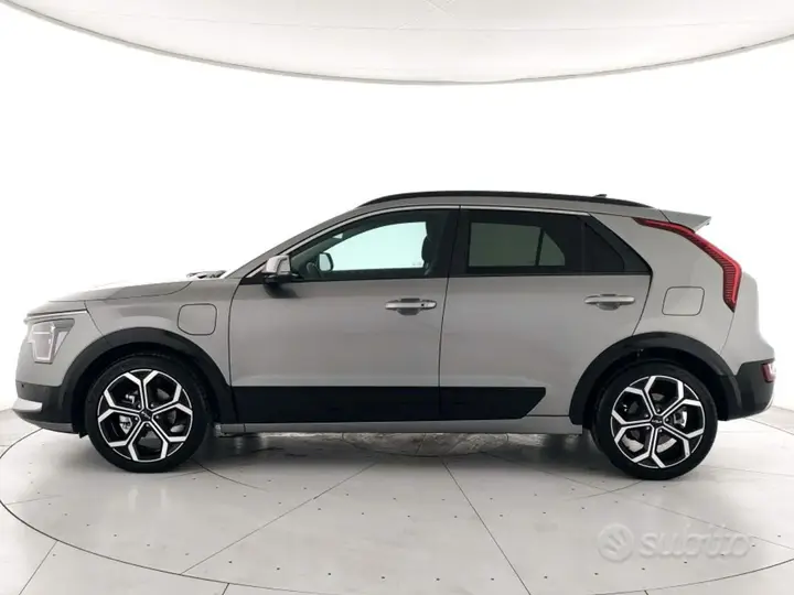 Kia Niro 2025 photo 2