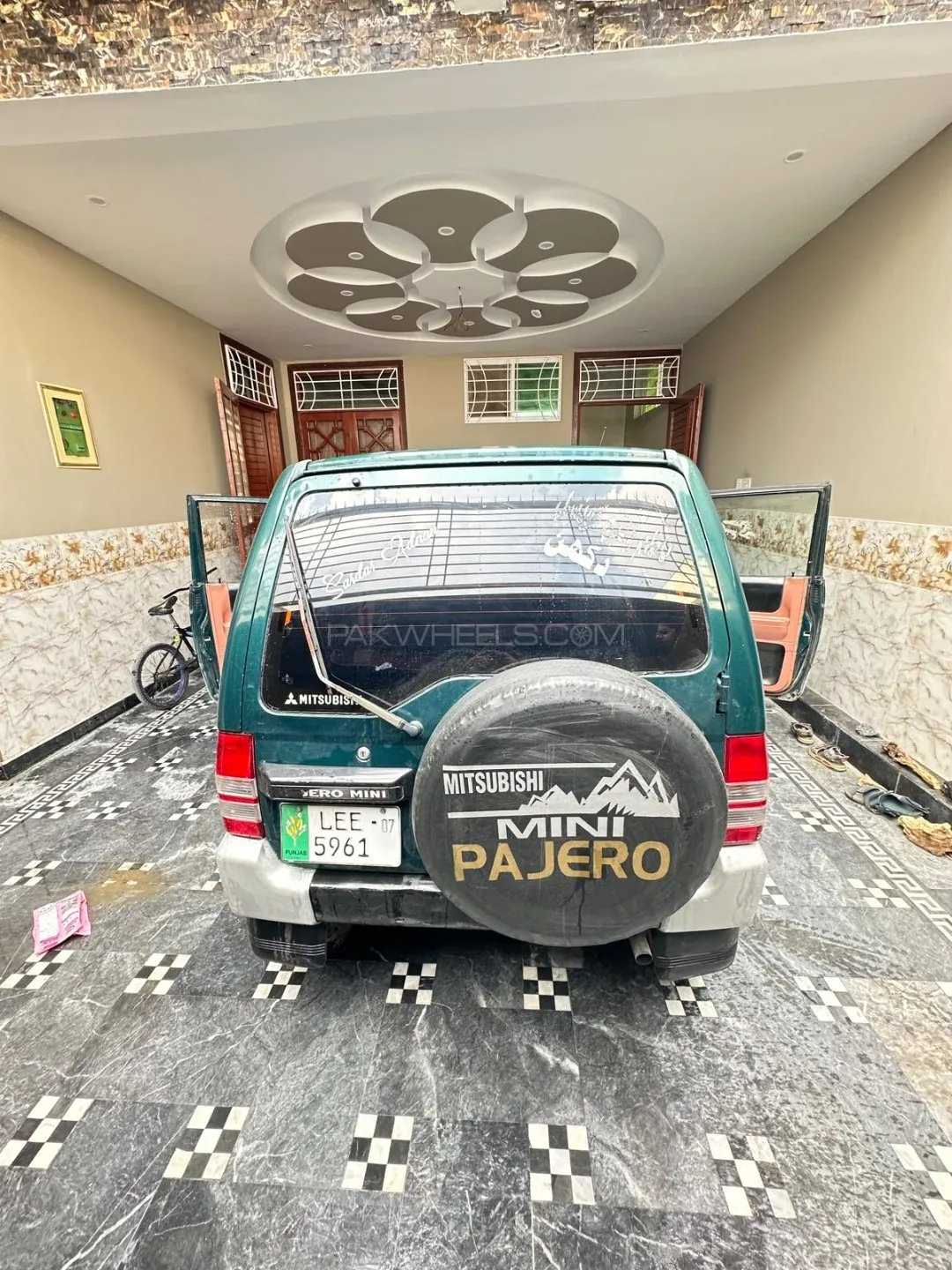 Mitsubishi Pajero Mini