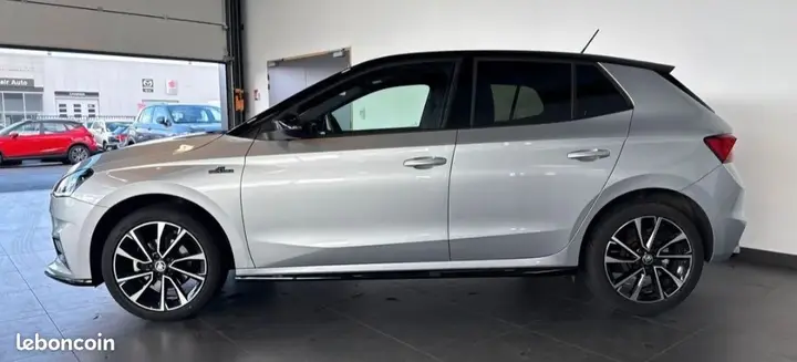 Skoda Fabia 2025 photo 2