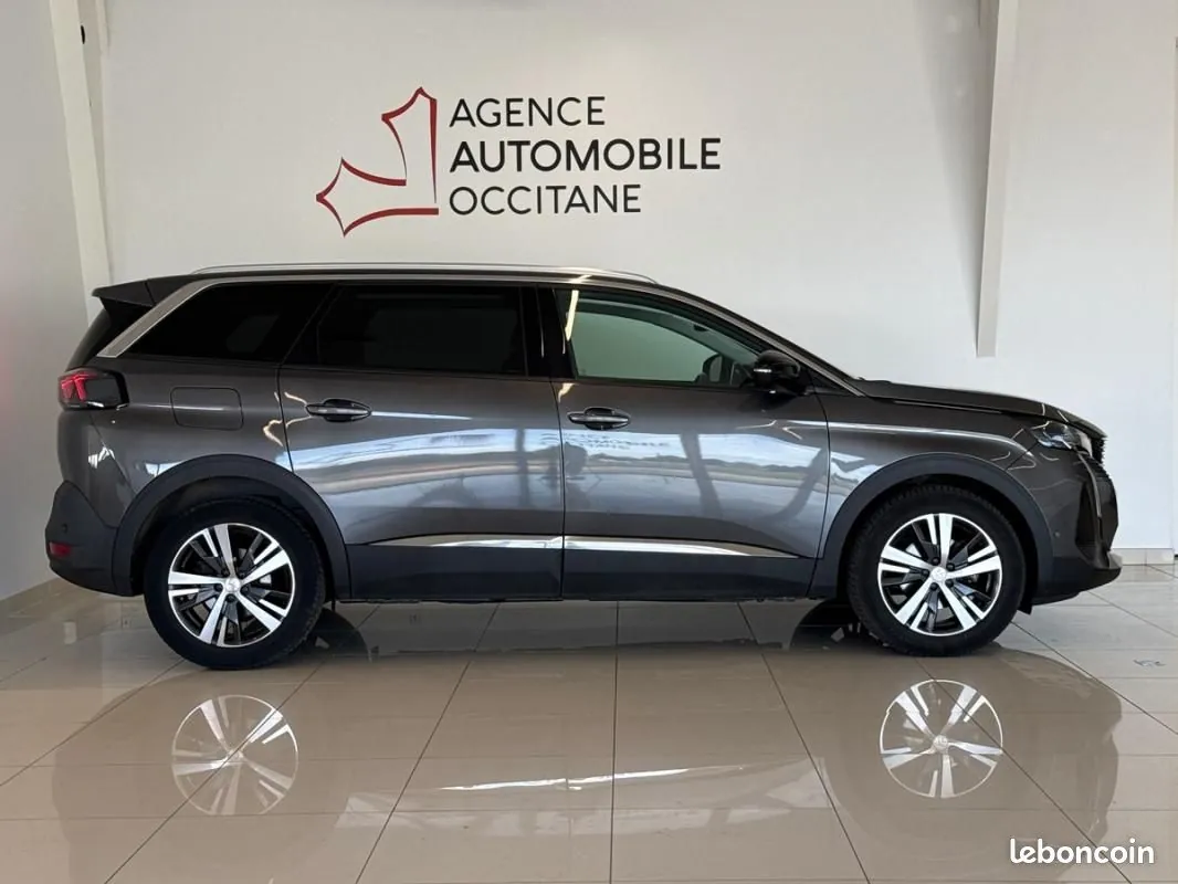 Peugeot 5008 2022 photo 5