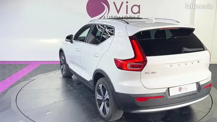 Volvo Xc40 2023 photo 3