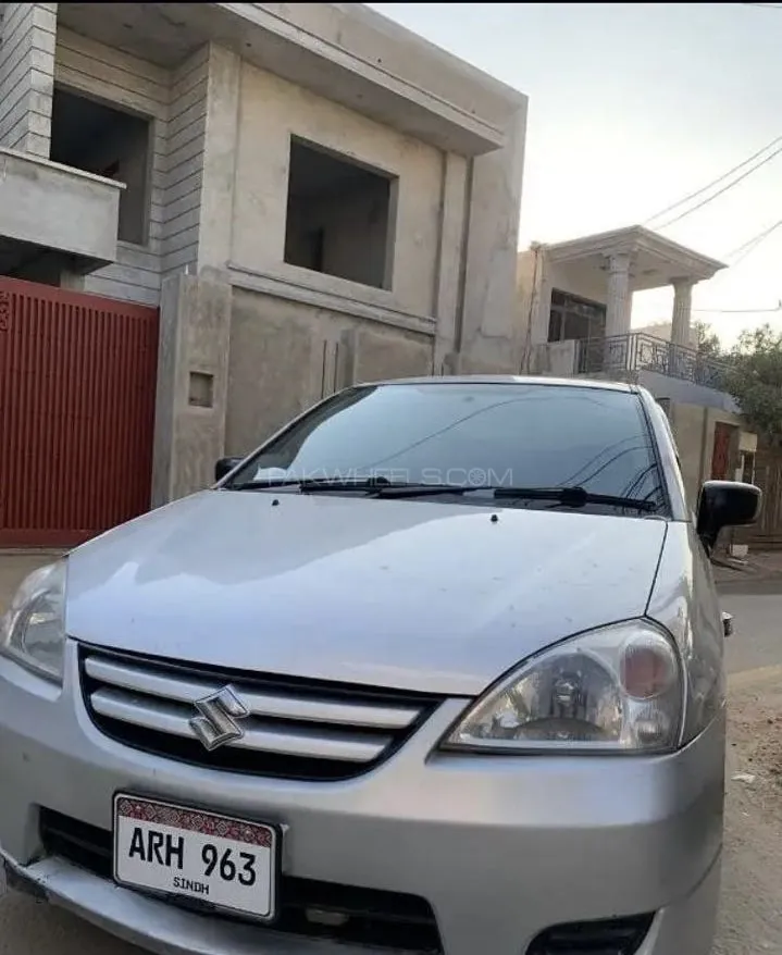 Suzuki Liana