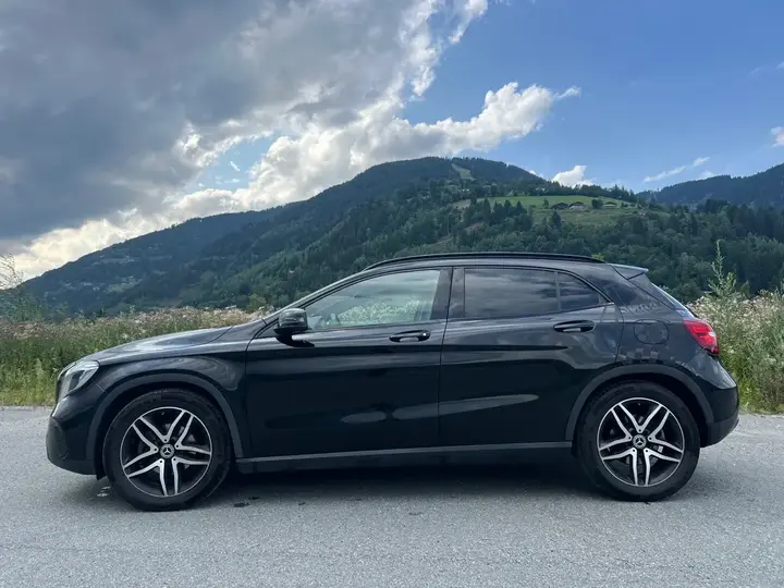 Mercedes-Benz Gla 2019 photo 3